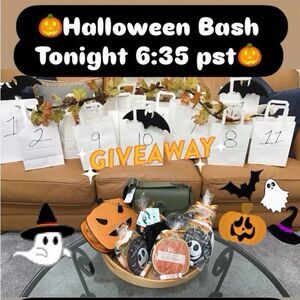 🧛‍♀️Tonight 10/29/25 @6:30pst🧛‍♀️